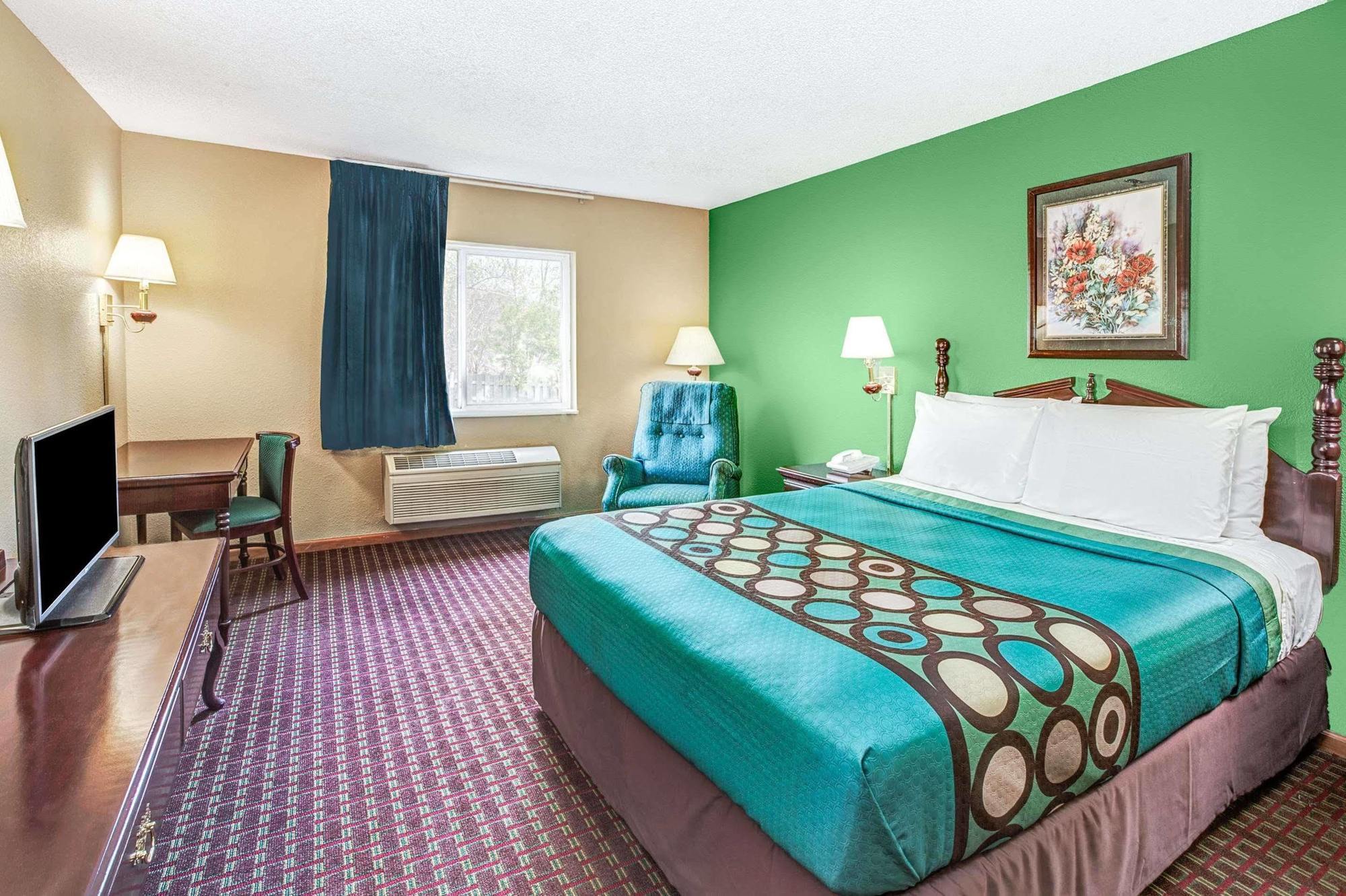 Super 8 By Wyndham Mchenry Fox Lake Area Buitenkant foto